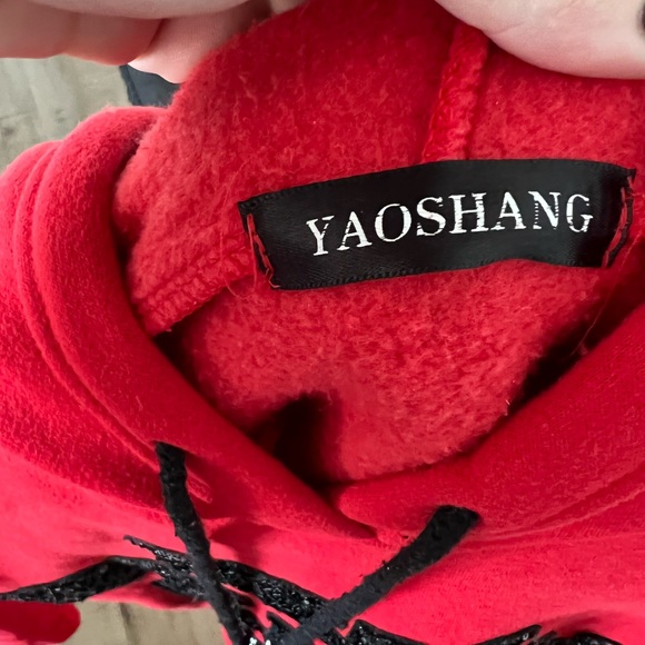 Dress hoodie red with pockets and stones - Picture 5 of 5